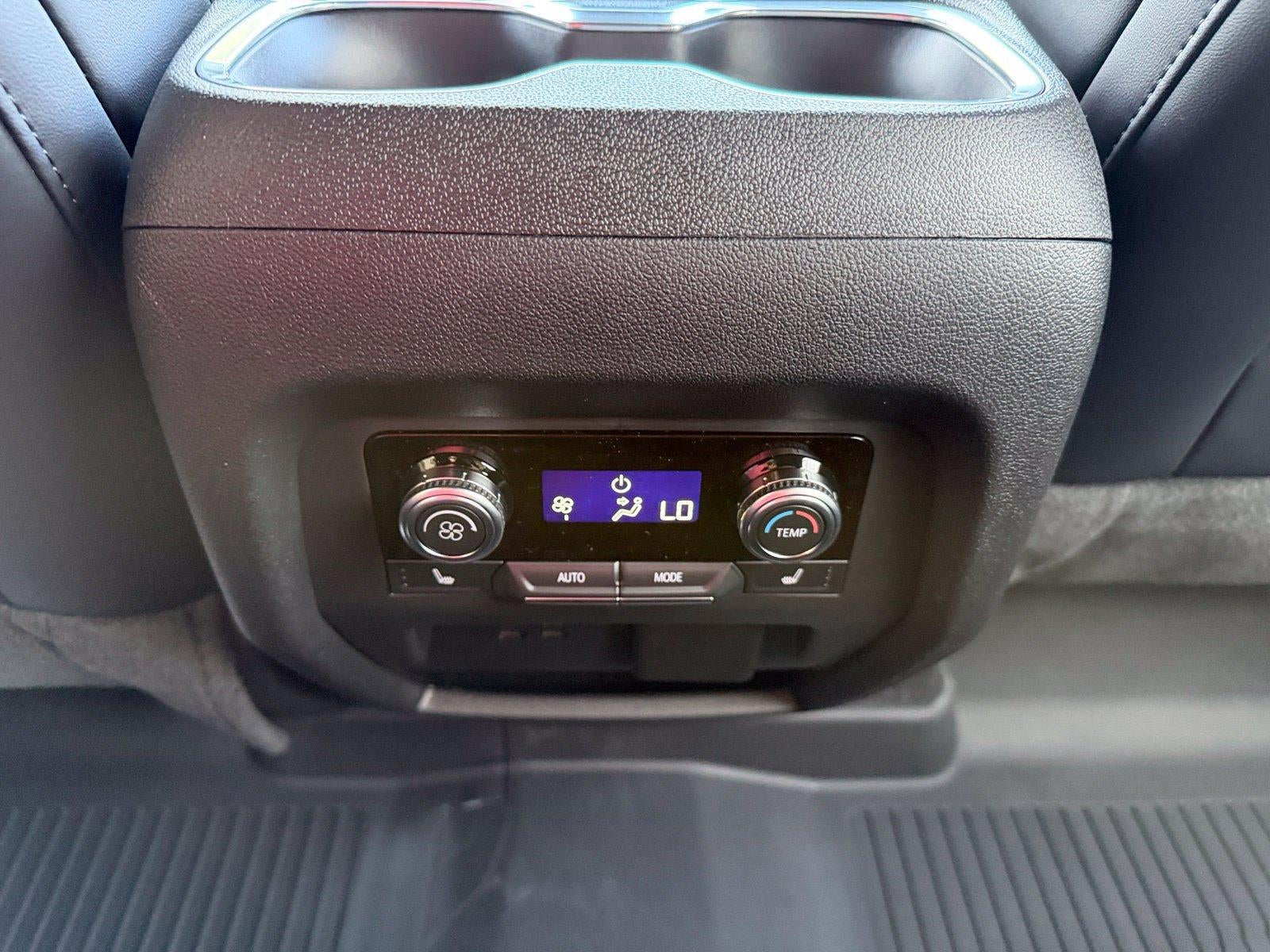 2027 GMC Acadia AWD Elevation