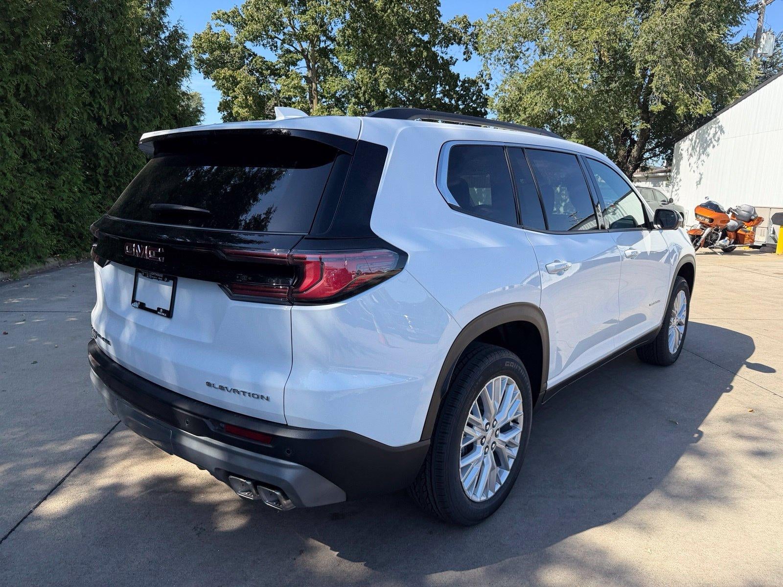 2027 GMC Acadia AWD Elevation