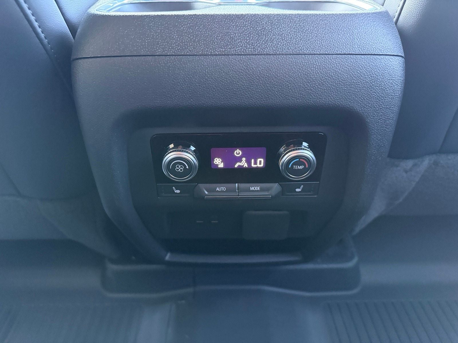 2027 GMC Acadia AWD Elevation