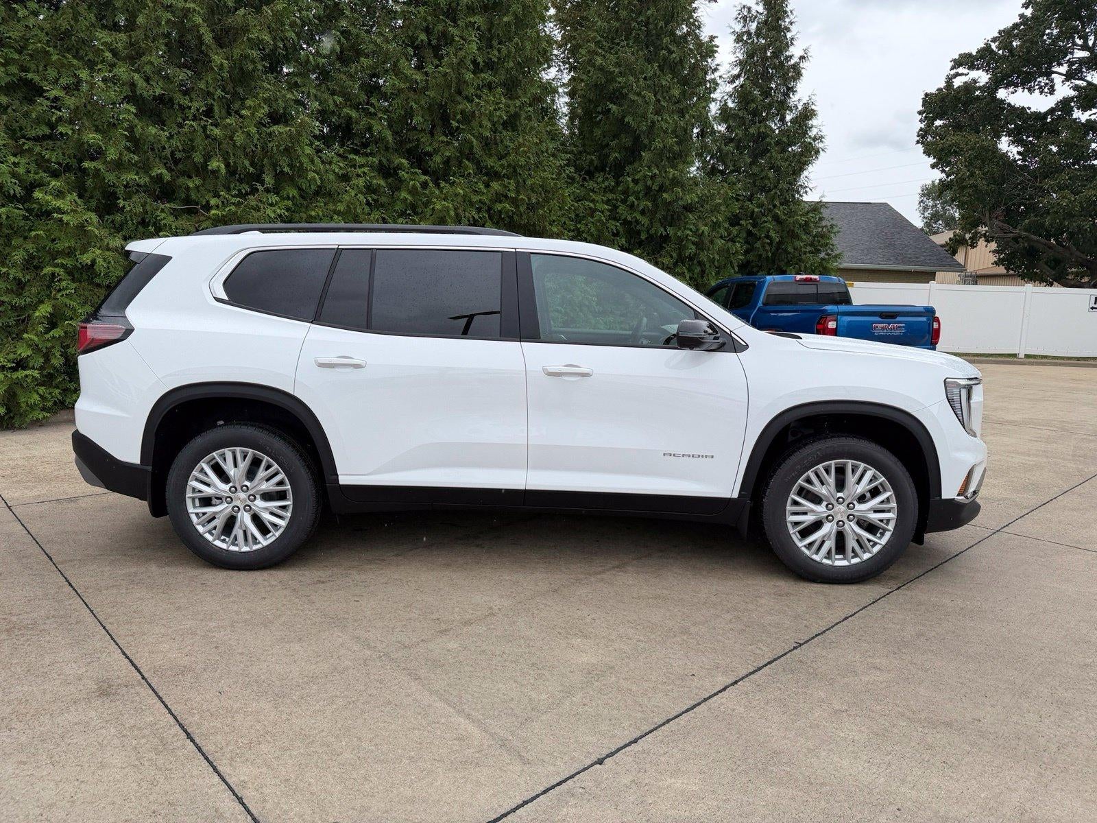 2027 GMC Acadia AWD Elevation
