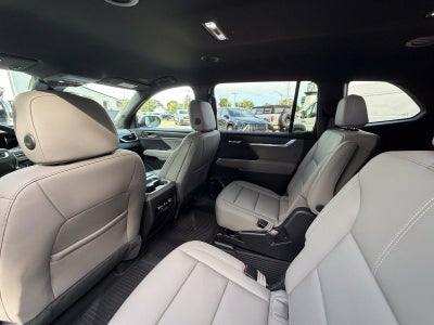 2027 GMC Acadia AWD Elevation