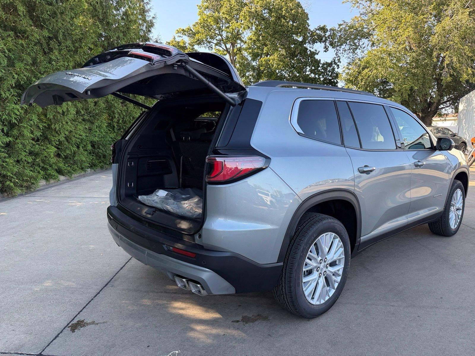 2027 GMC Acadia AWD Elevation