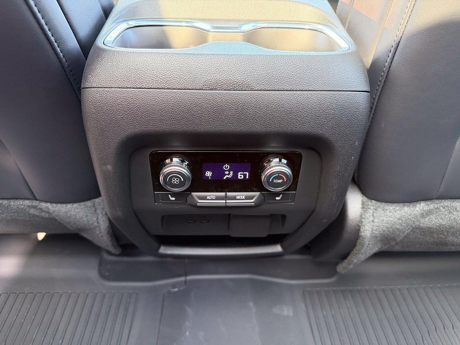 2027 GMC Acadia AWD Elevation
