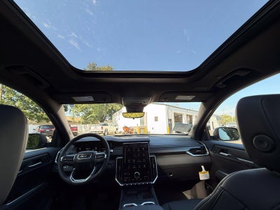 2027 GMC Acadia AWD Elevation