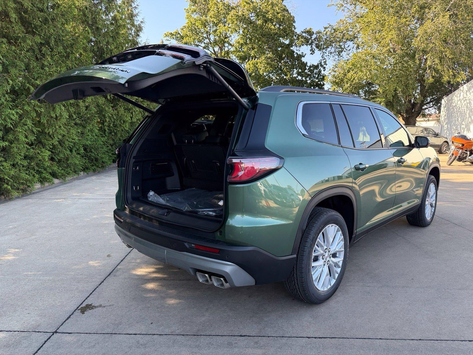 2027 GMC Acadia AWD Elevation