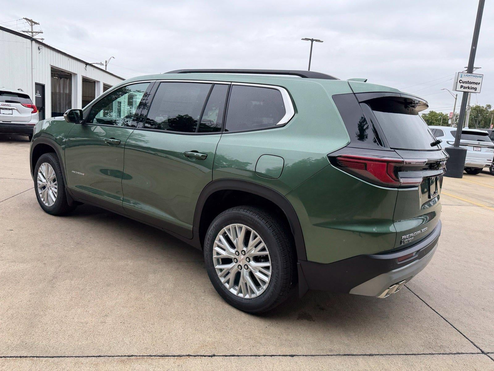 2027 GMC Acadia AWD Elevation
