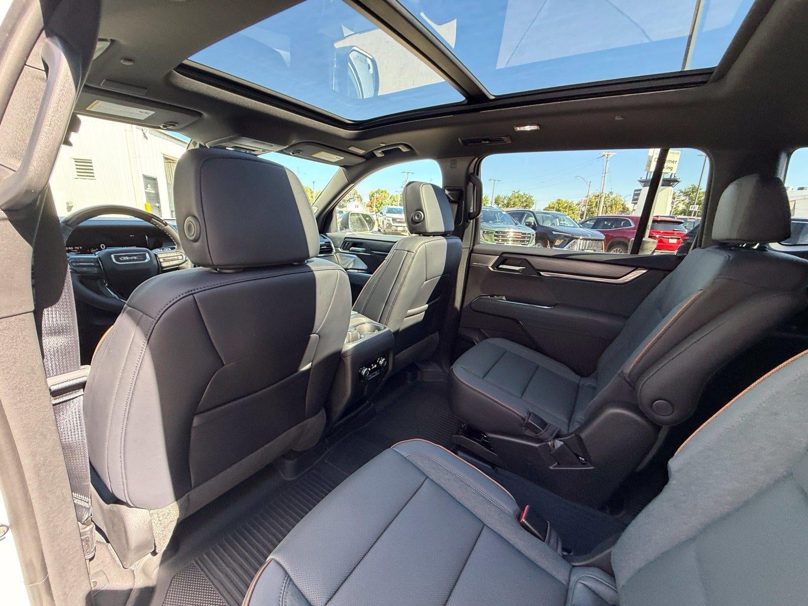 2027 GMC Acadia AWD AT4