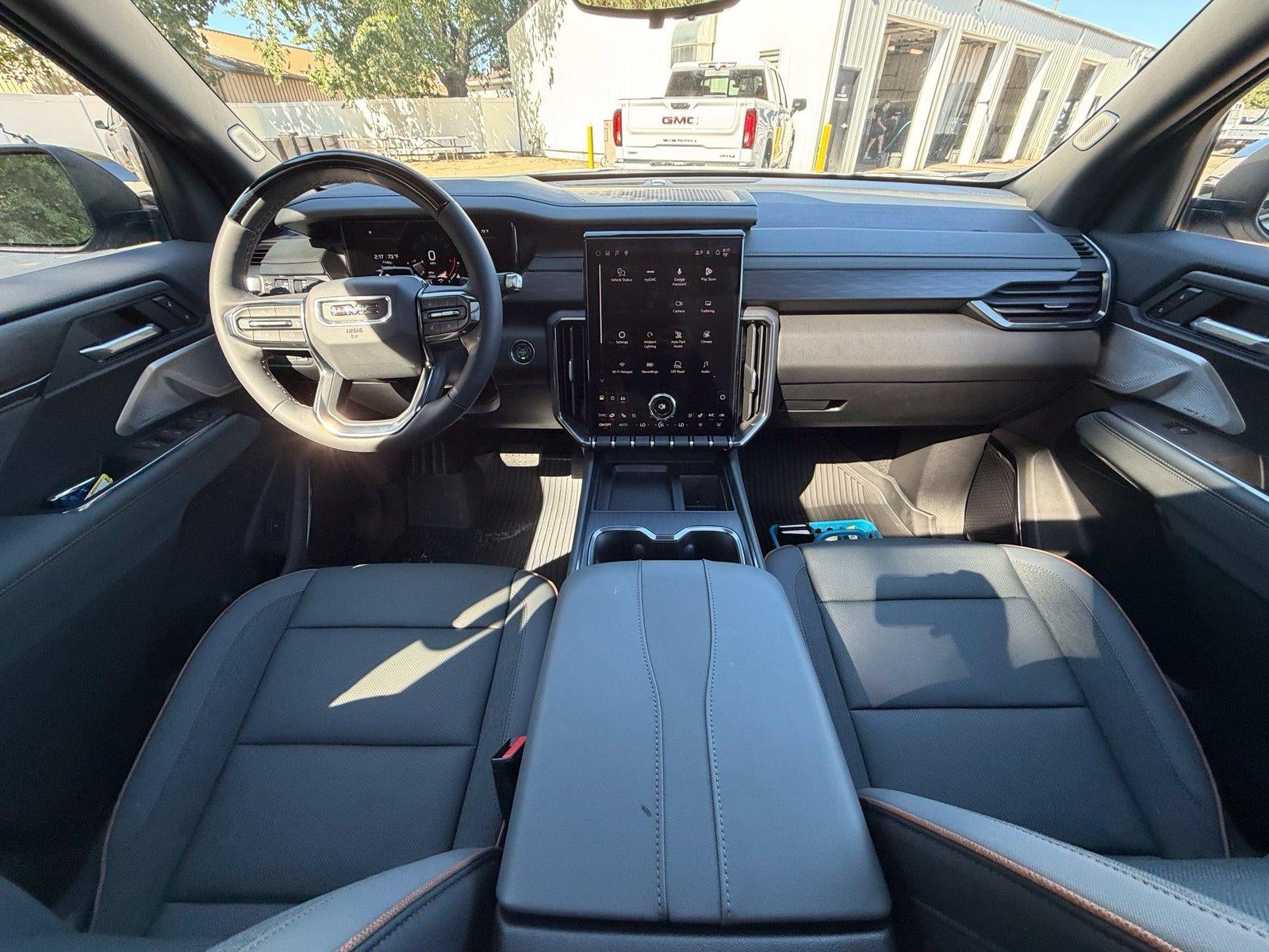 2027 GMC Acadia AWD AT4