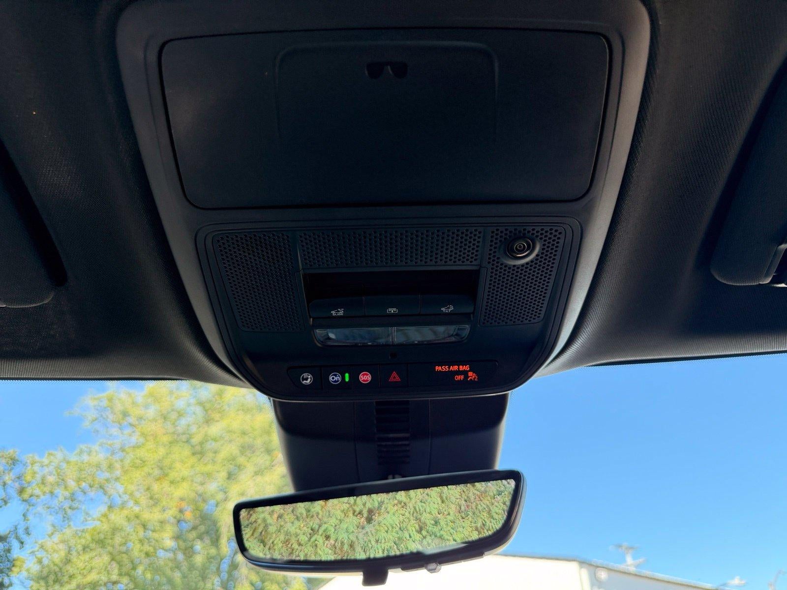 2027 GMC Acadia AWD AT4