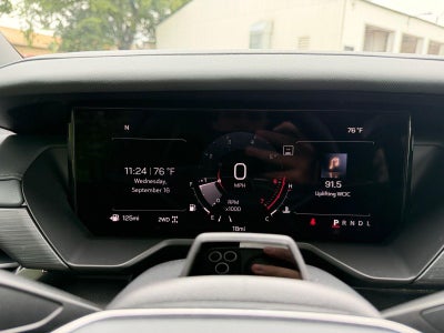 2027 GMC Acadia AWD AT4