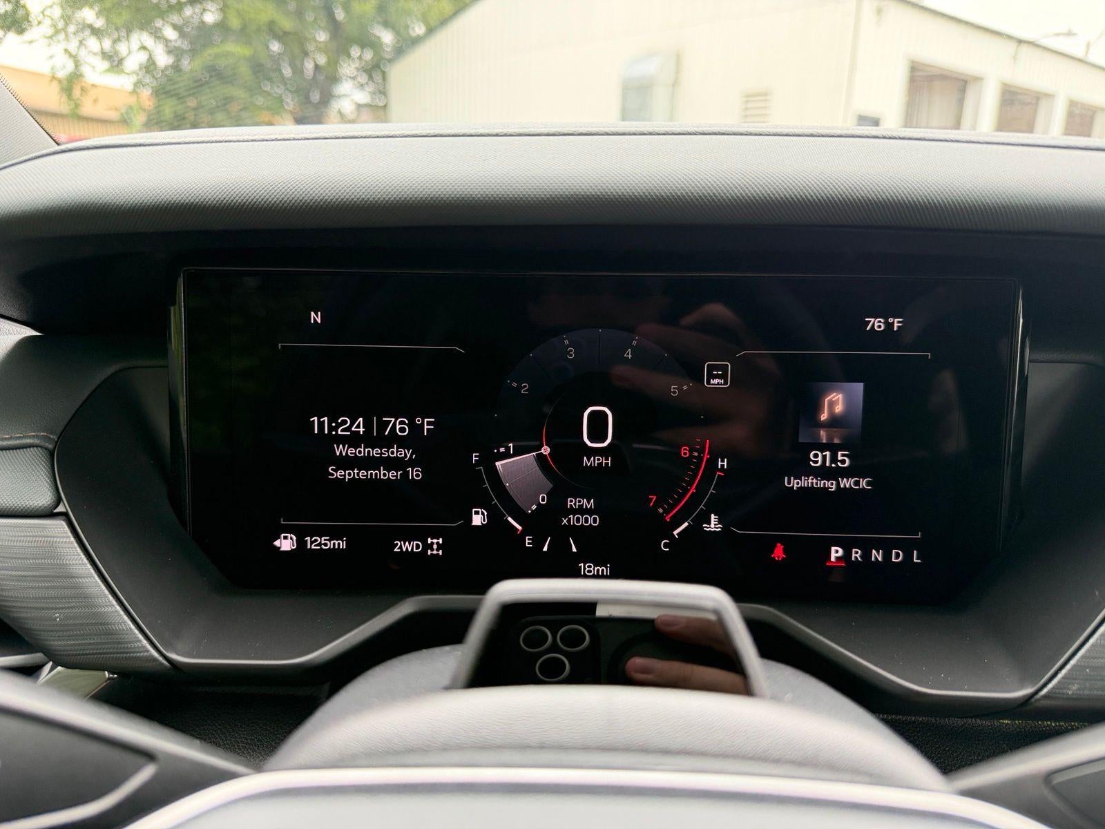 2027 GMC Acadia AWD AT4