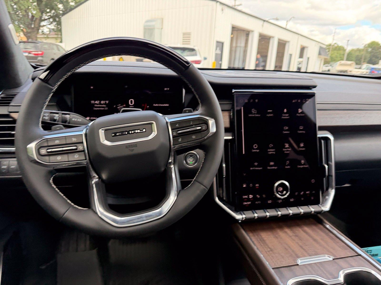 2027 GMC Acadia AWD Denali Ultimate