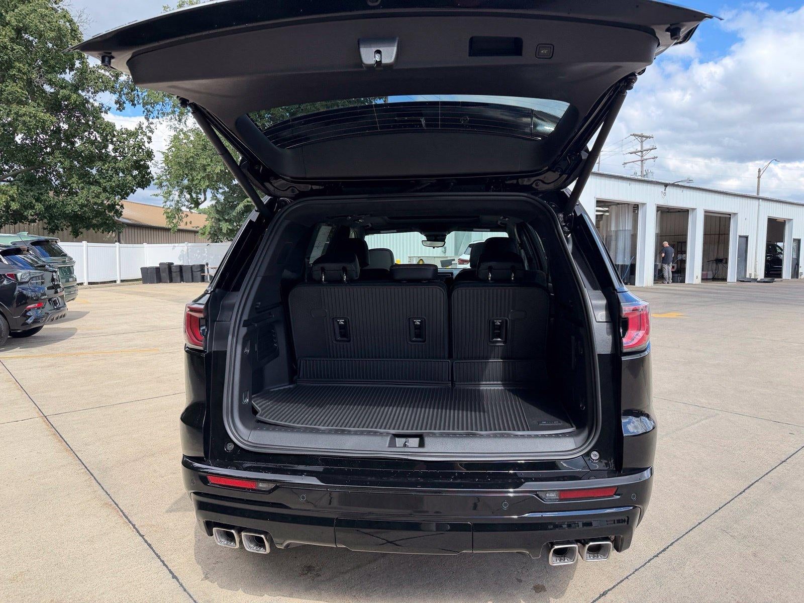 2027 GMC Acadia AWD Denali Ultimate