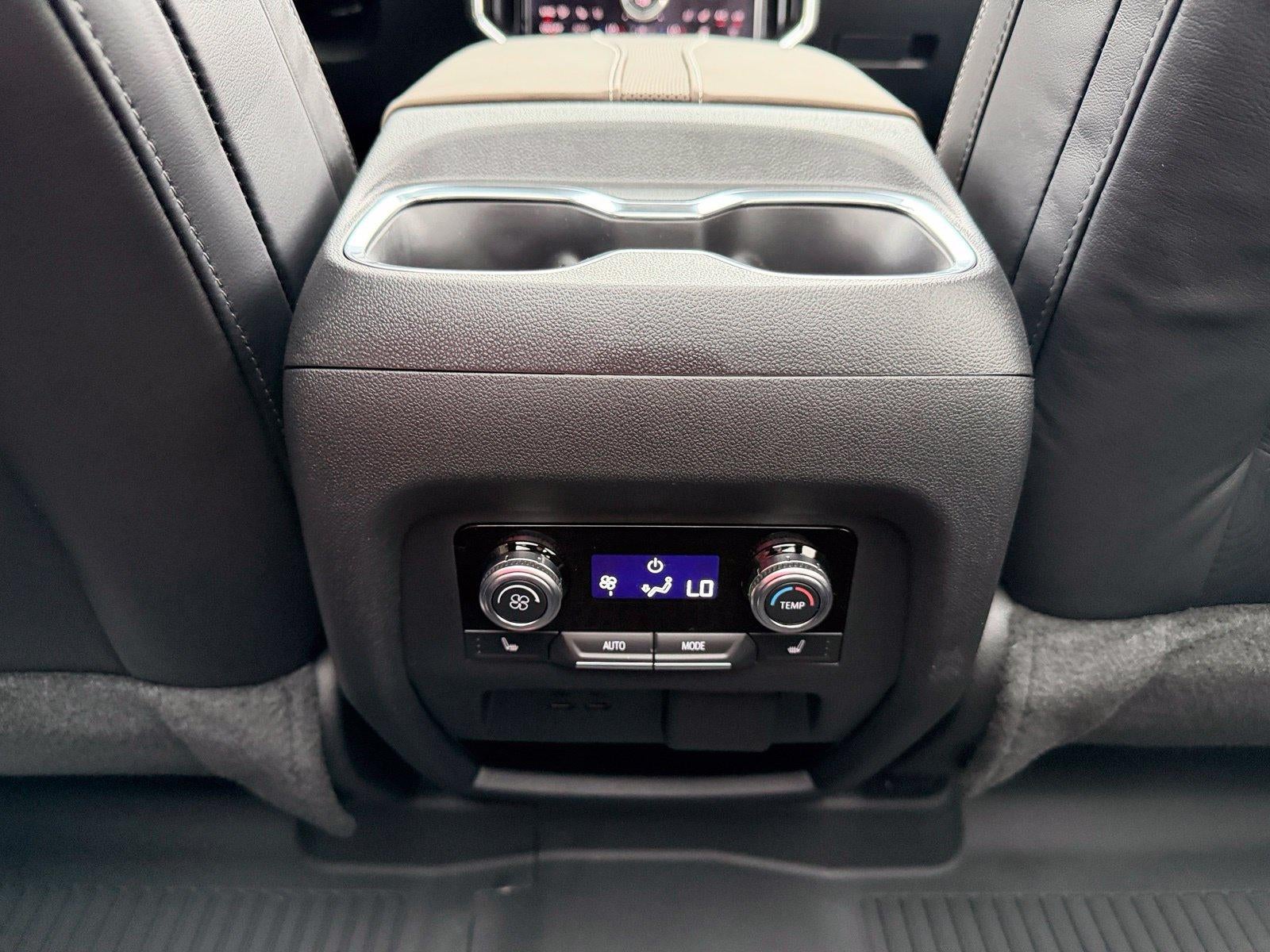 2027 GMC Acadia AWD Denali Ultimate