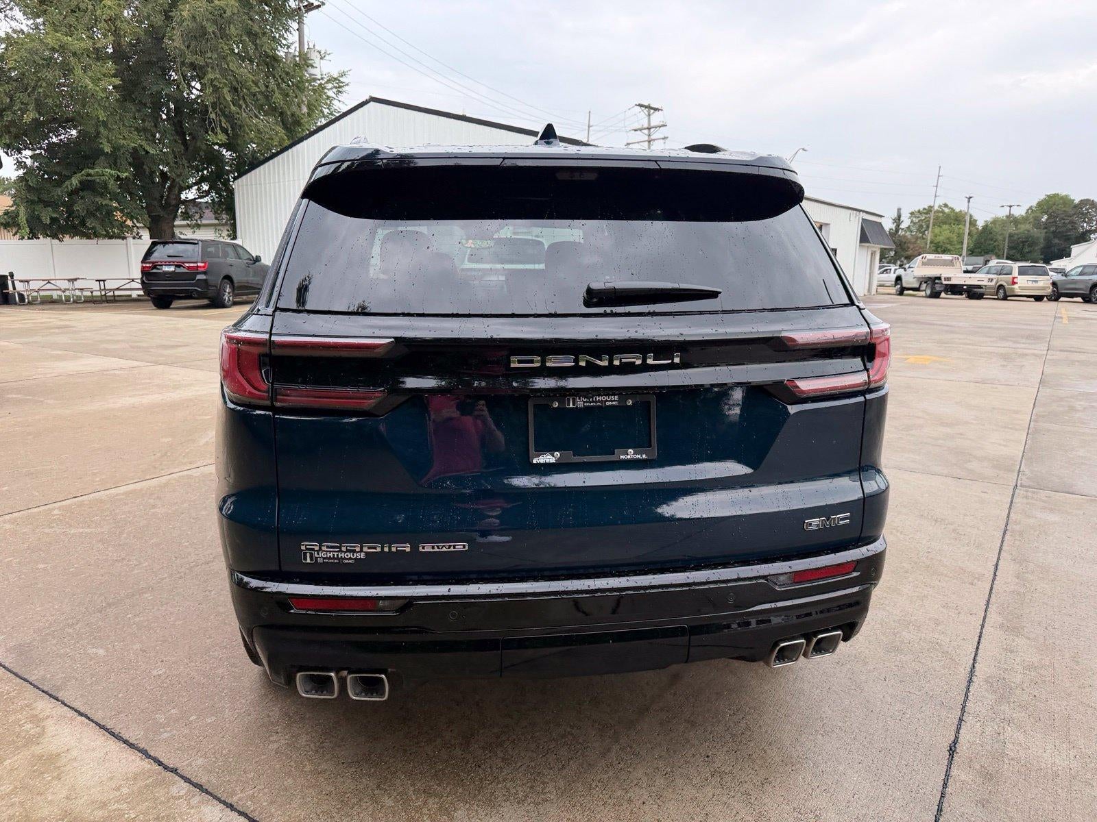 2027 GMC Acadia AWD Denali Ultimate
