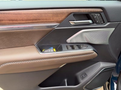 2027 GMC Acadia AWD Denali Ultimate