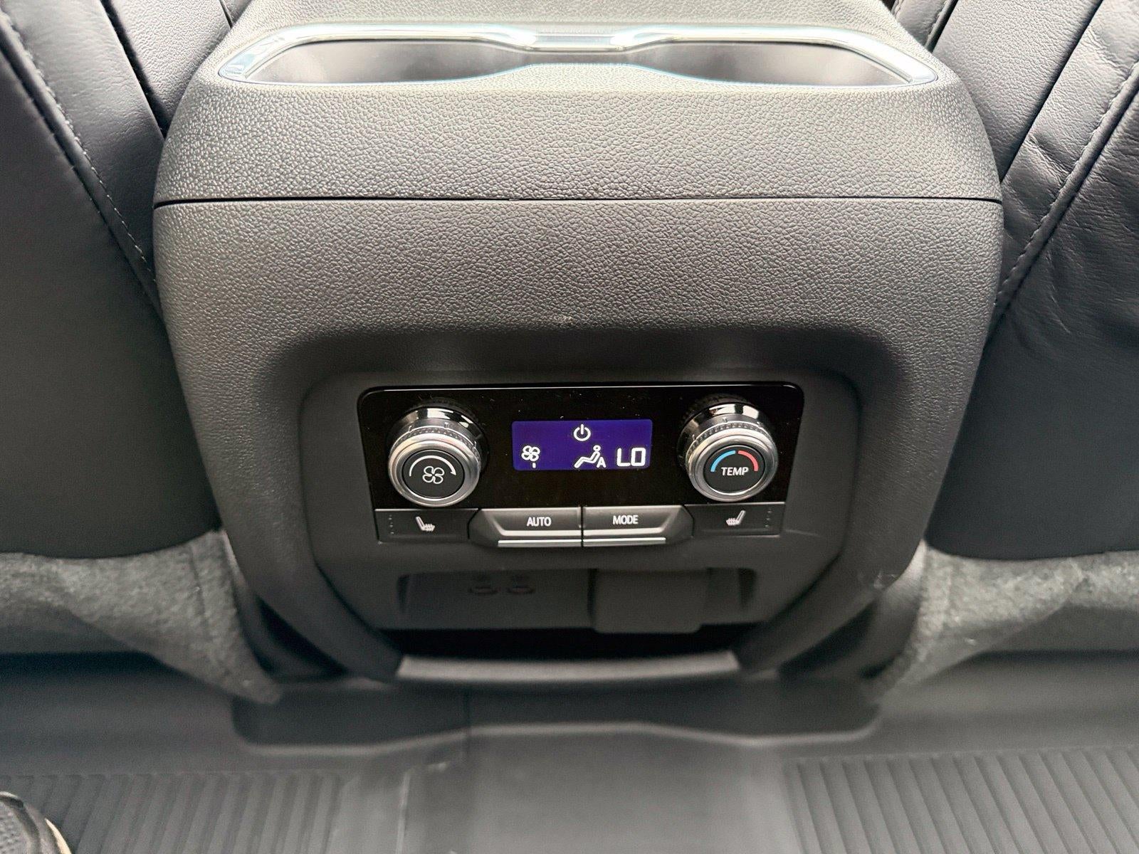 2027 GMC Acadia AWD Denali Ultimate
