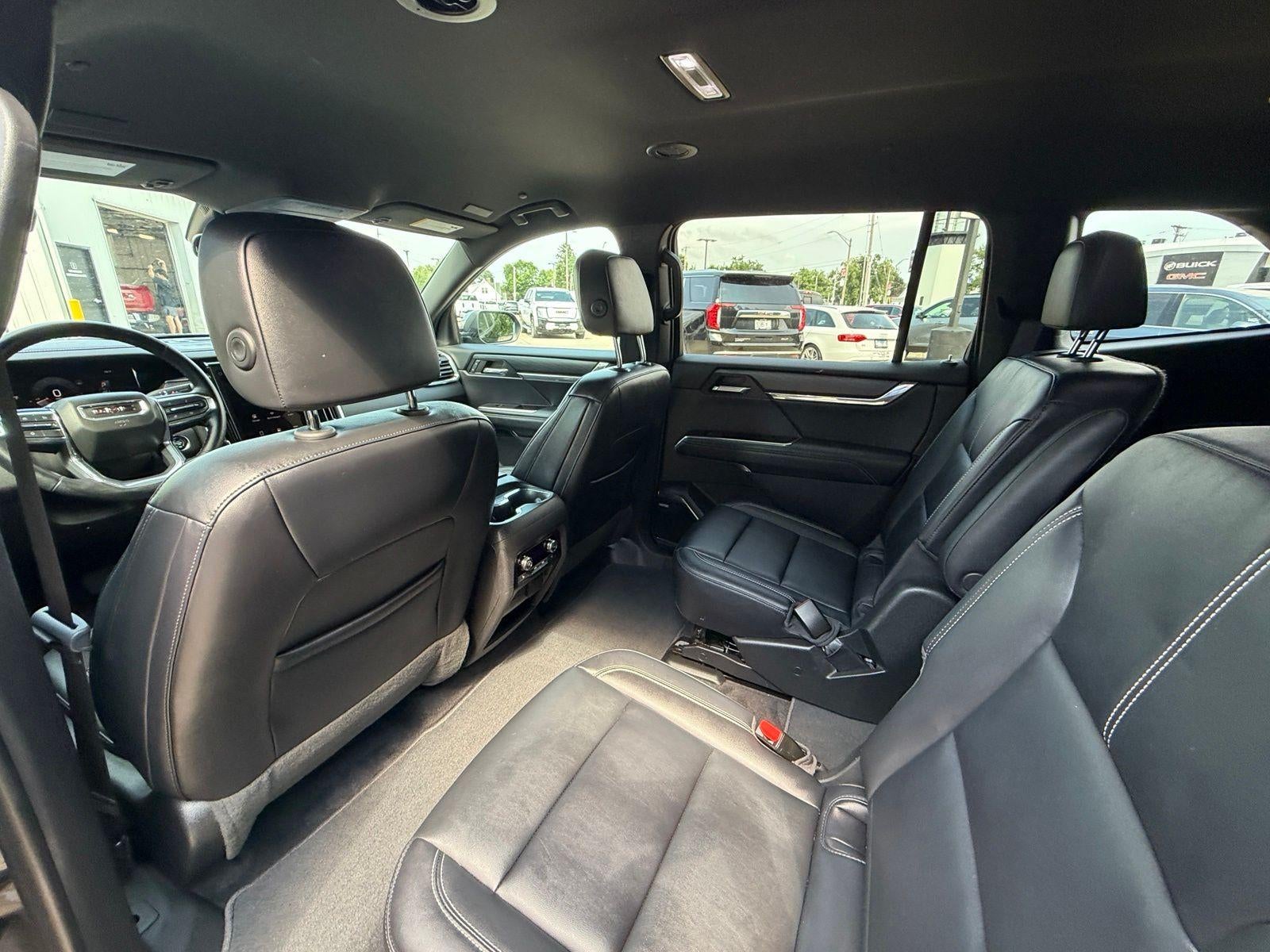 2024 GMC Acadia Elevation