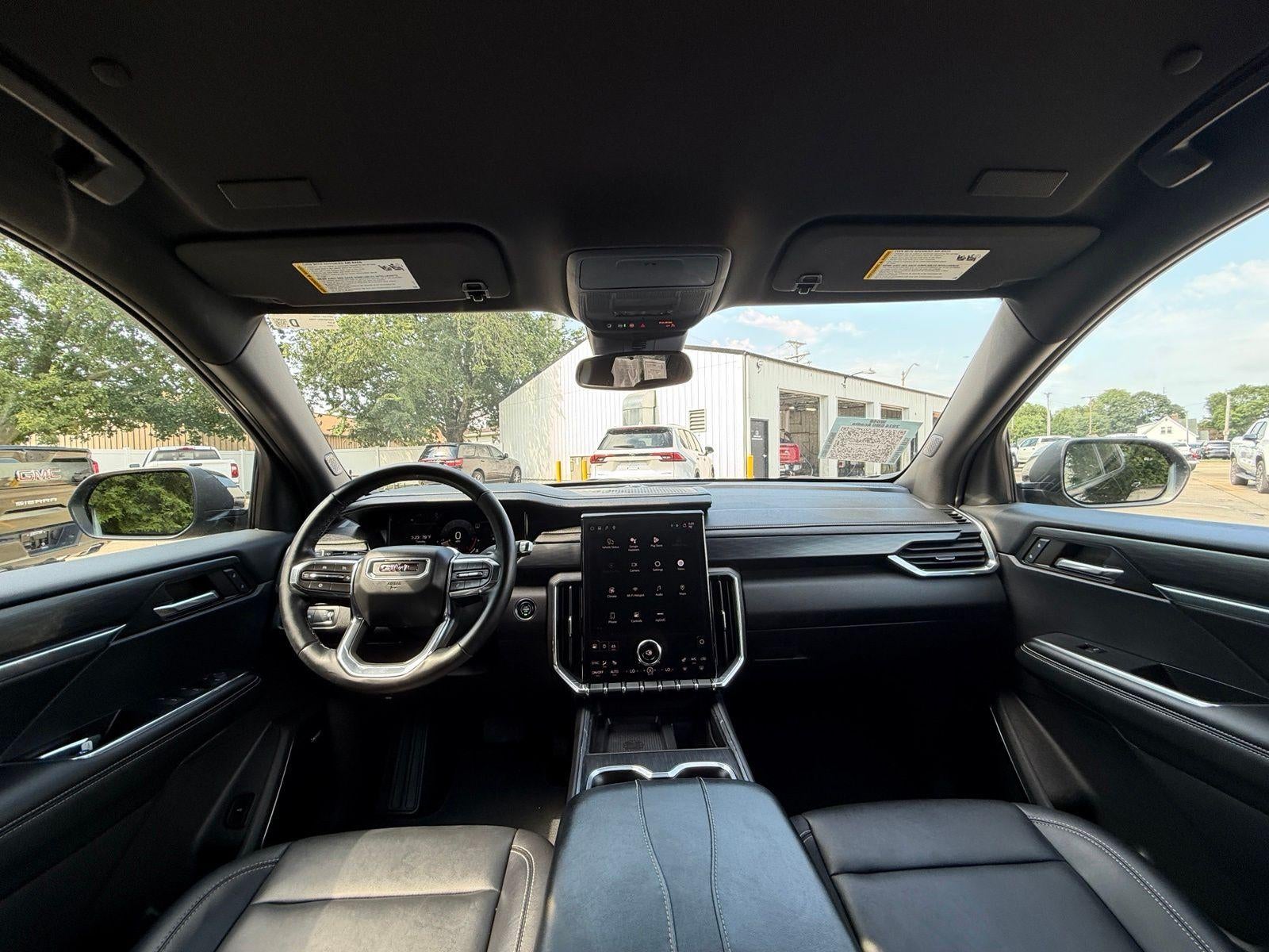 2024 GMC Acadia Elevation