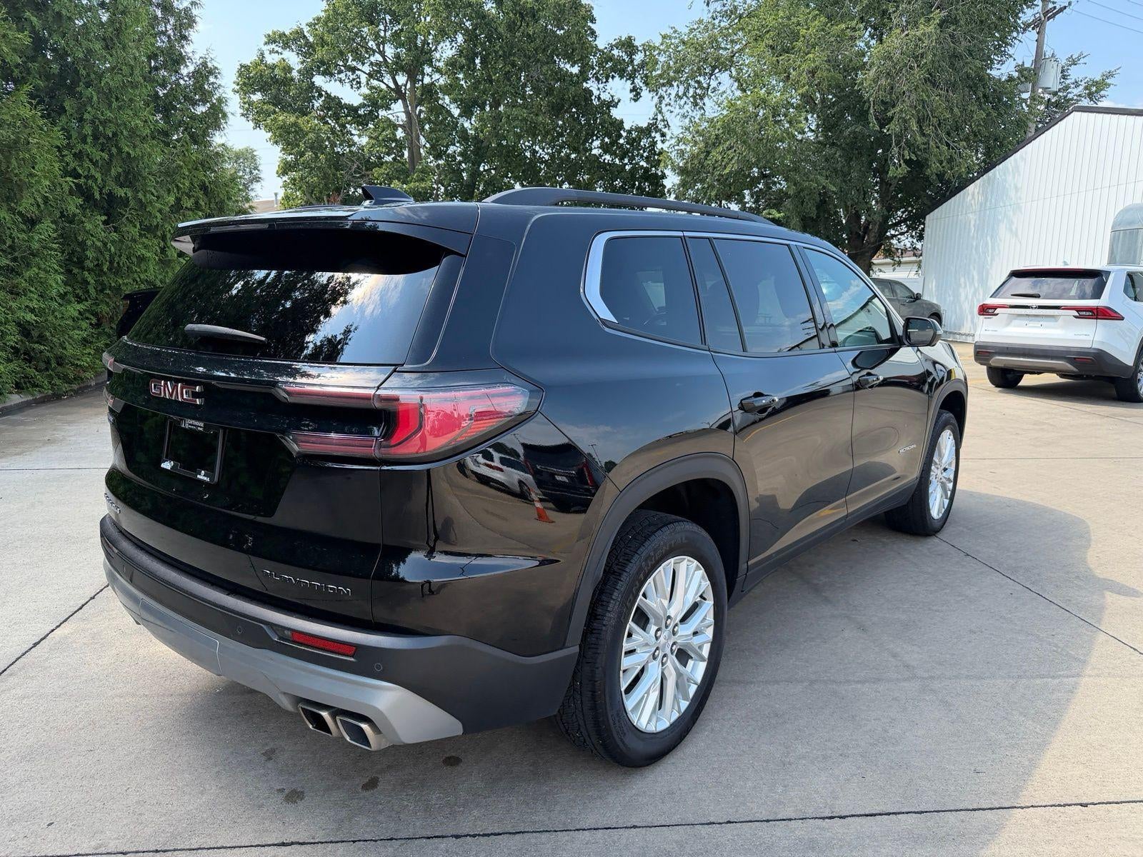 2024 GMC Acadia Elevation