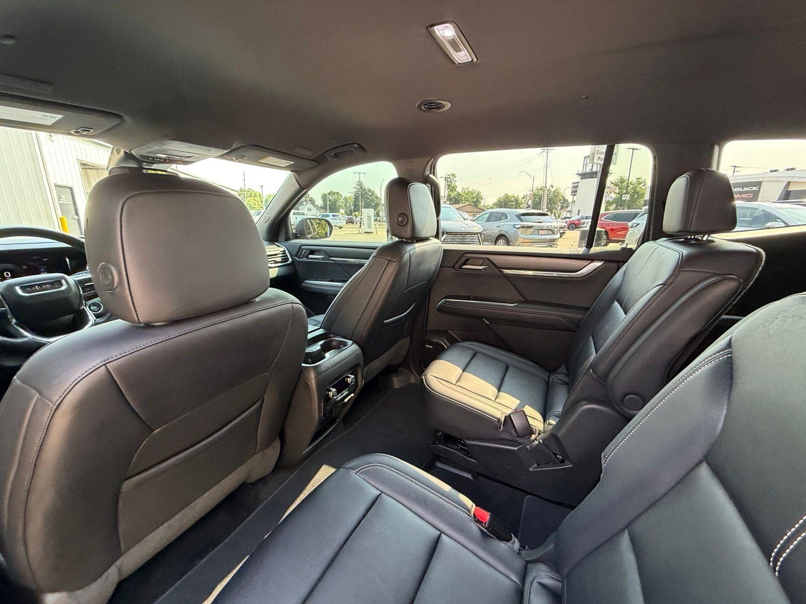 2024 GMC Acadia Elevation