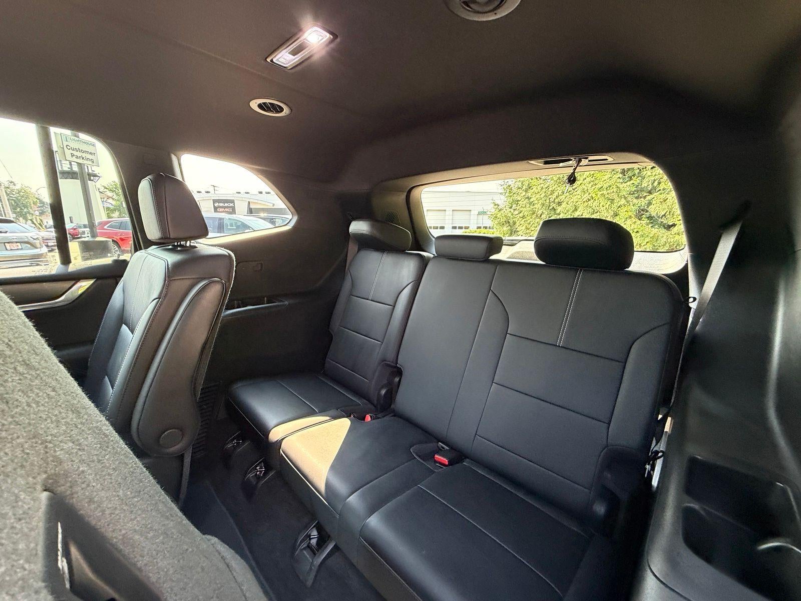 2024 GMC Acadia Elevation