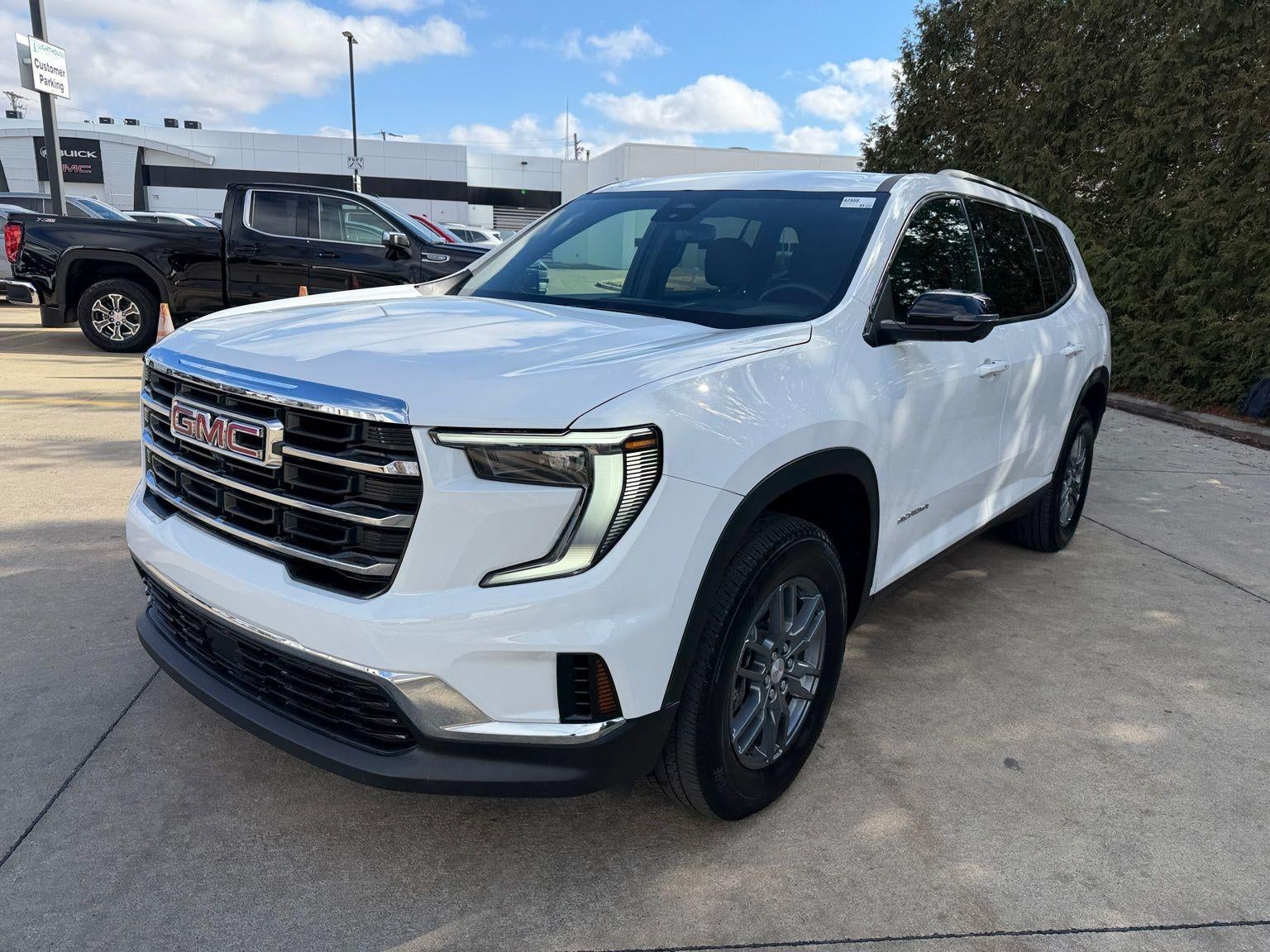 2025 GMC Acadia Elevation