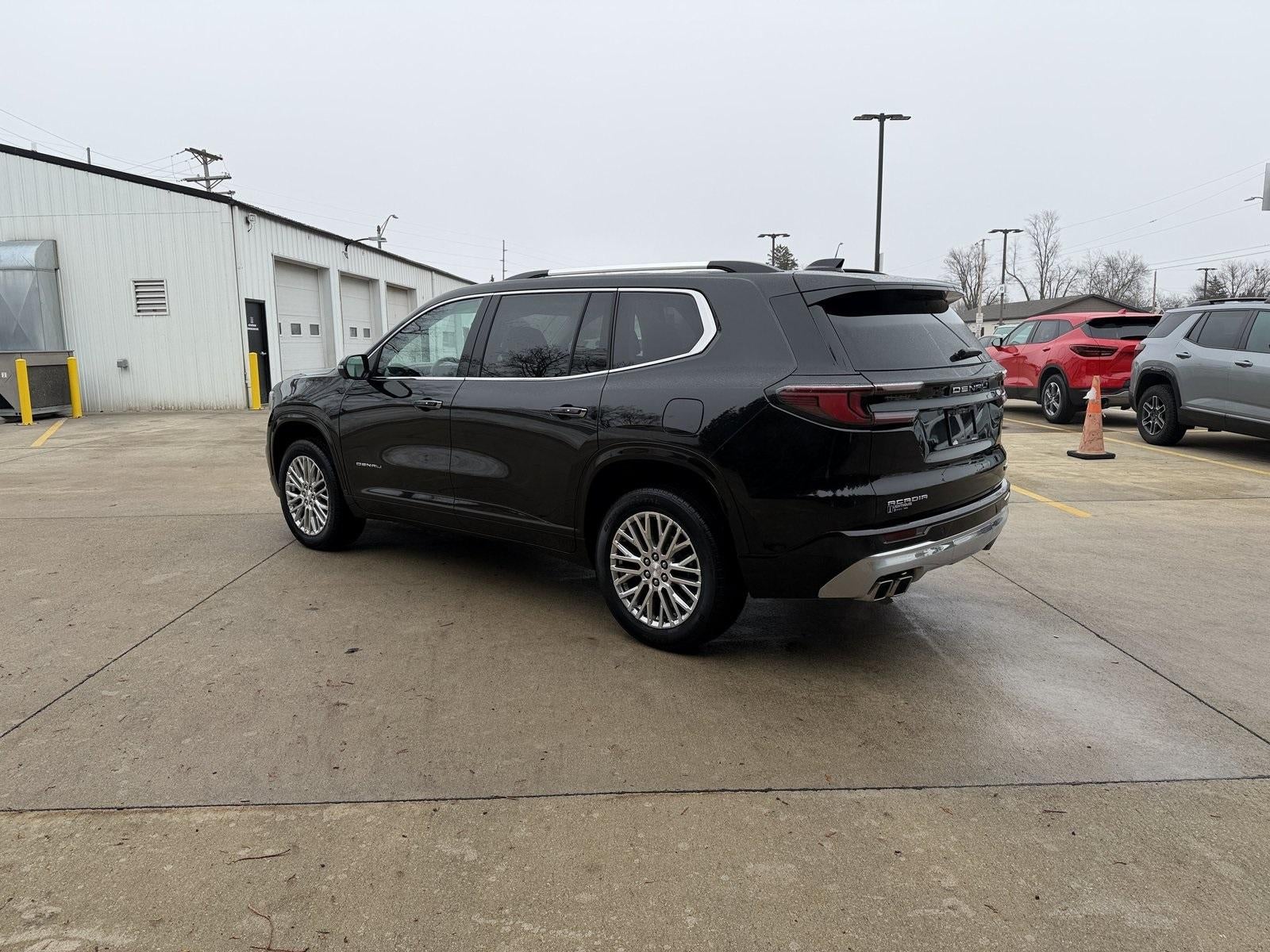 2025 GMC Acadia Denali