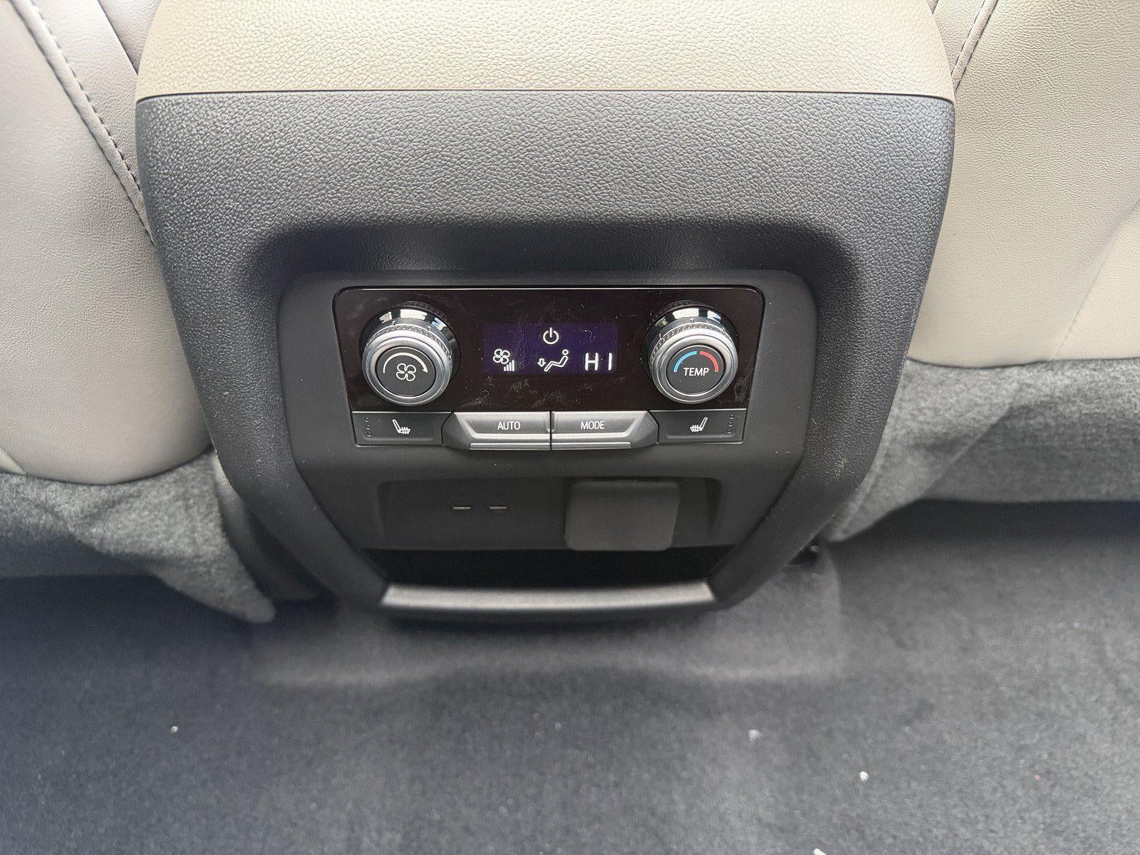 2026 GMC Acadia AWD Elevation