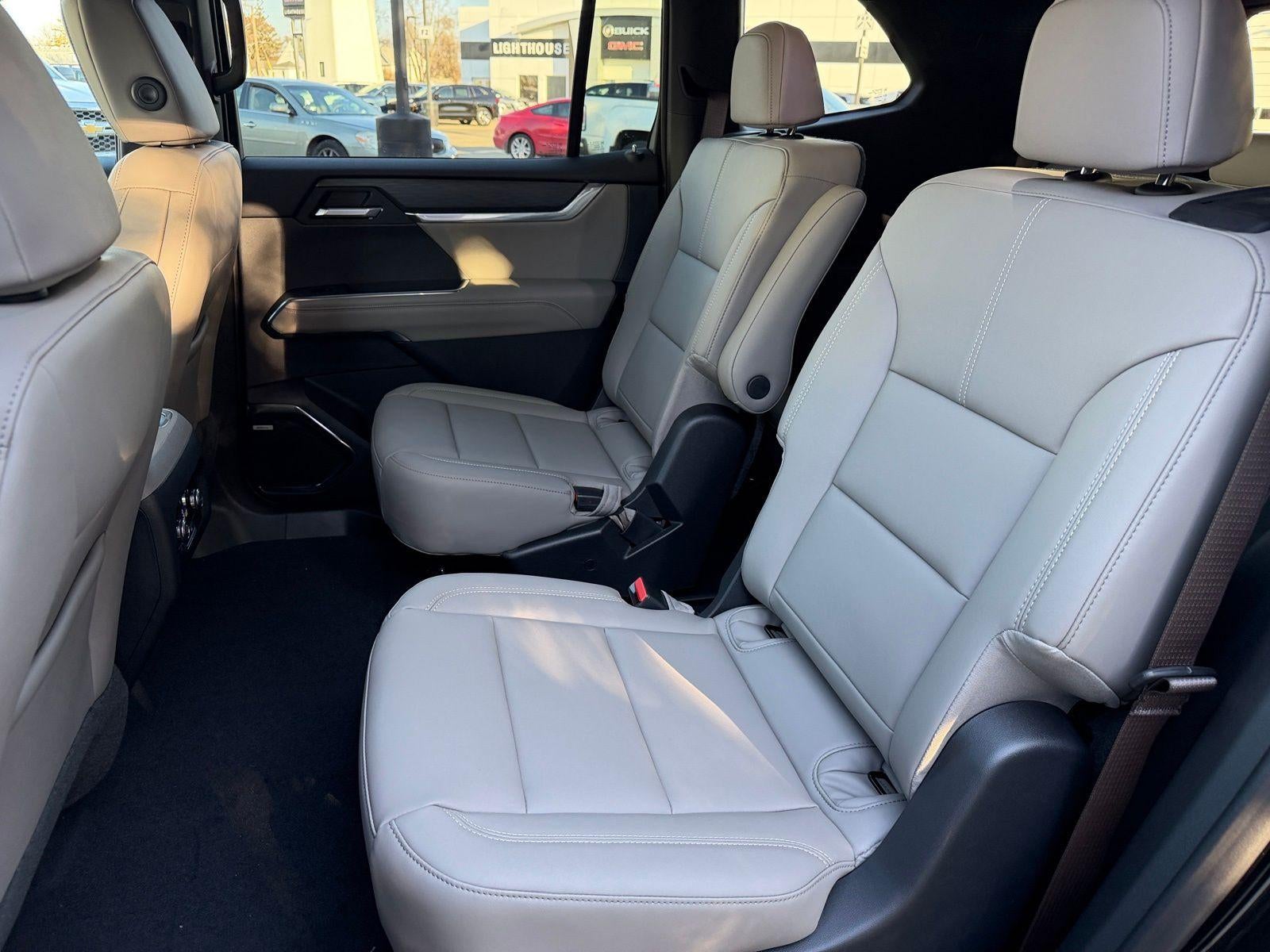 2026 GMC Acadia AWD Elevation