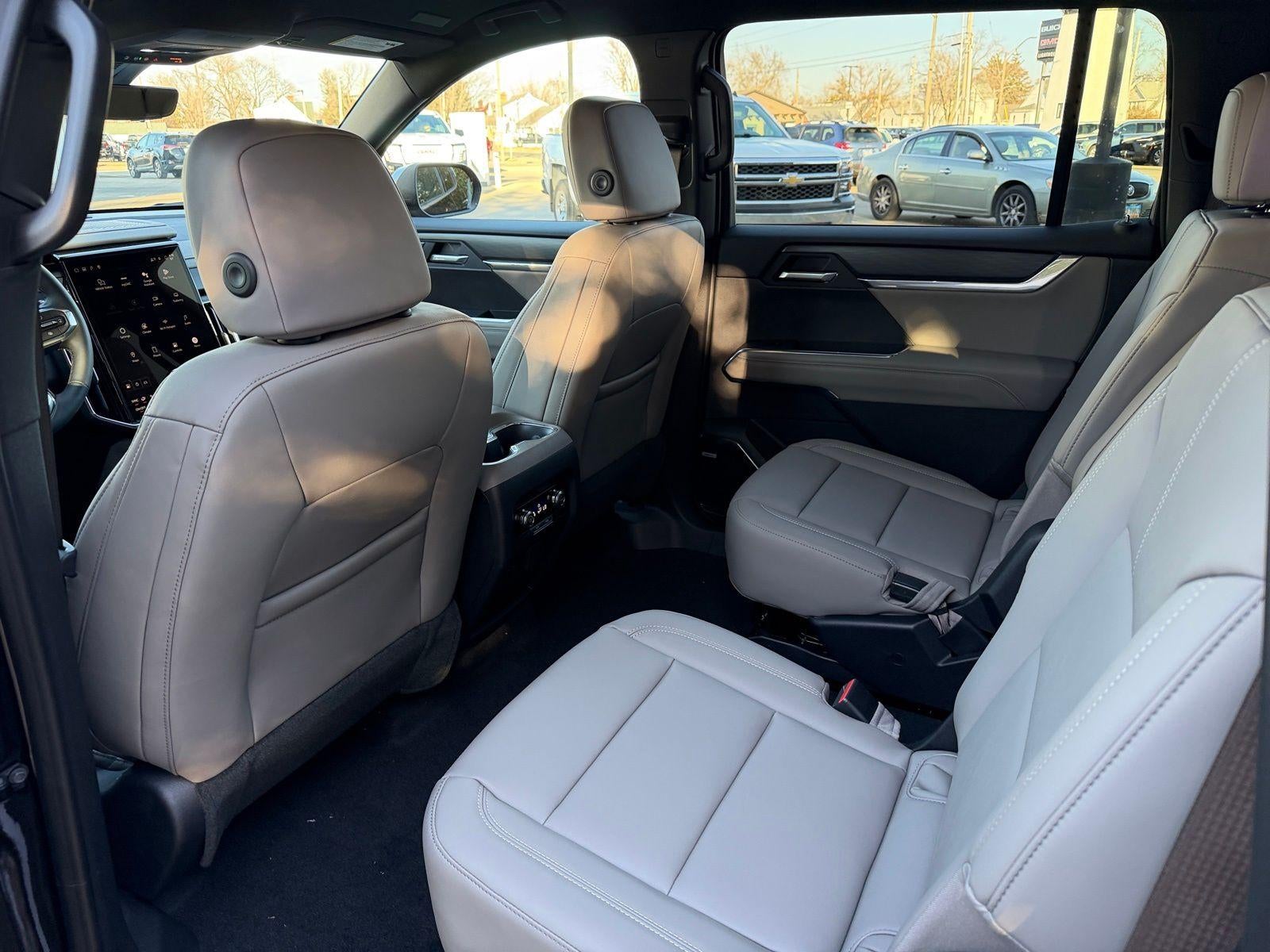 2026 GMC Acadia AWD Elevation