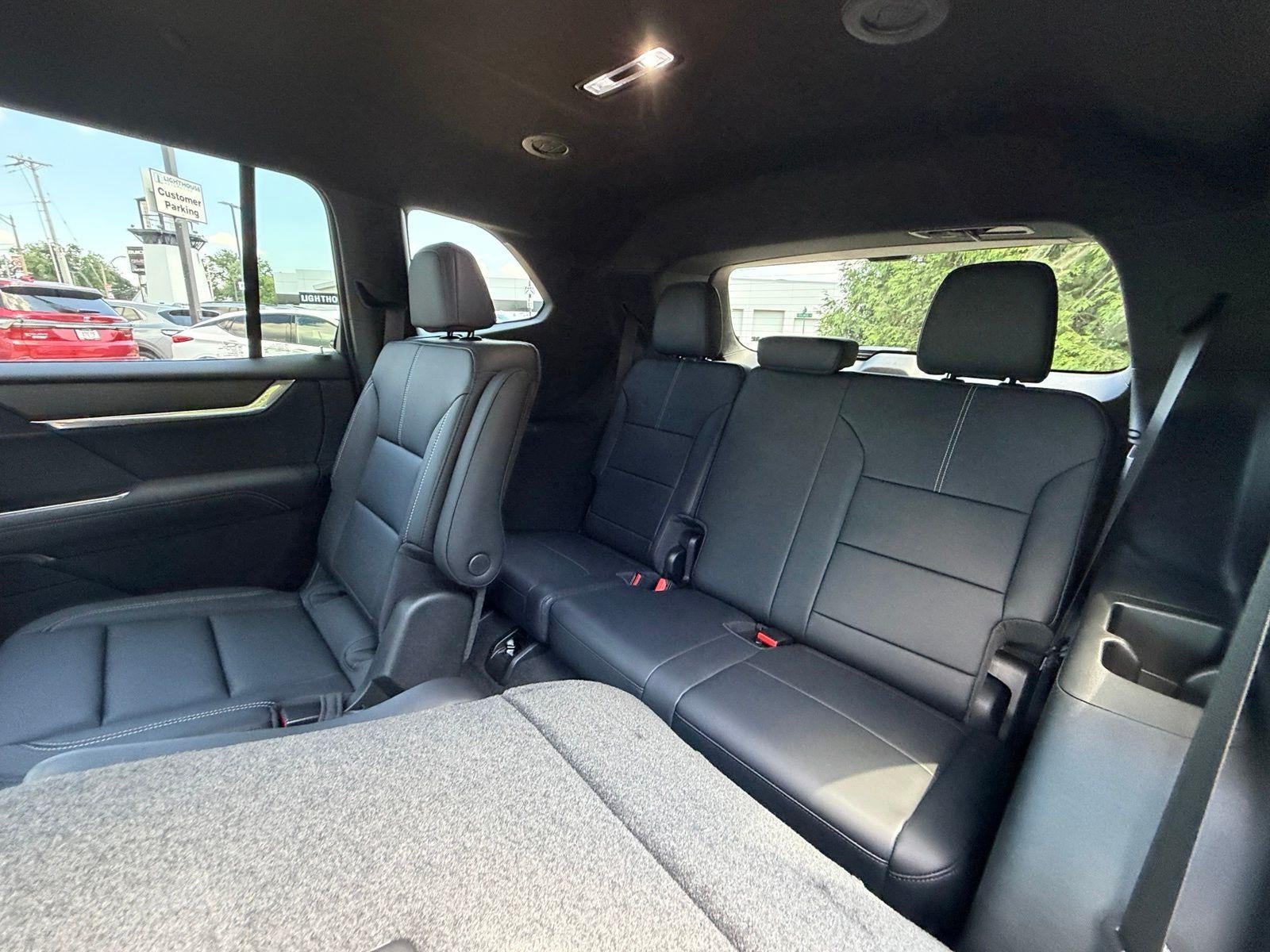 2026 GMC Acadia AWD Elevation