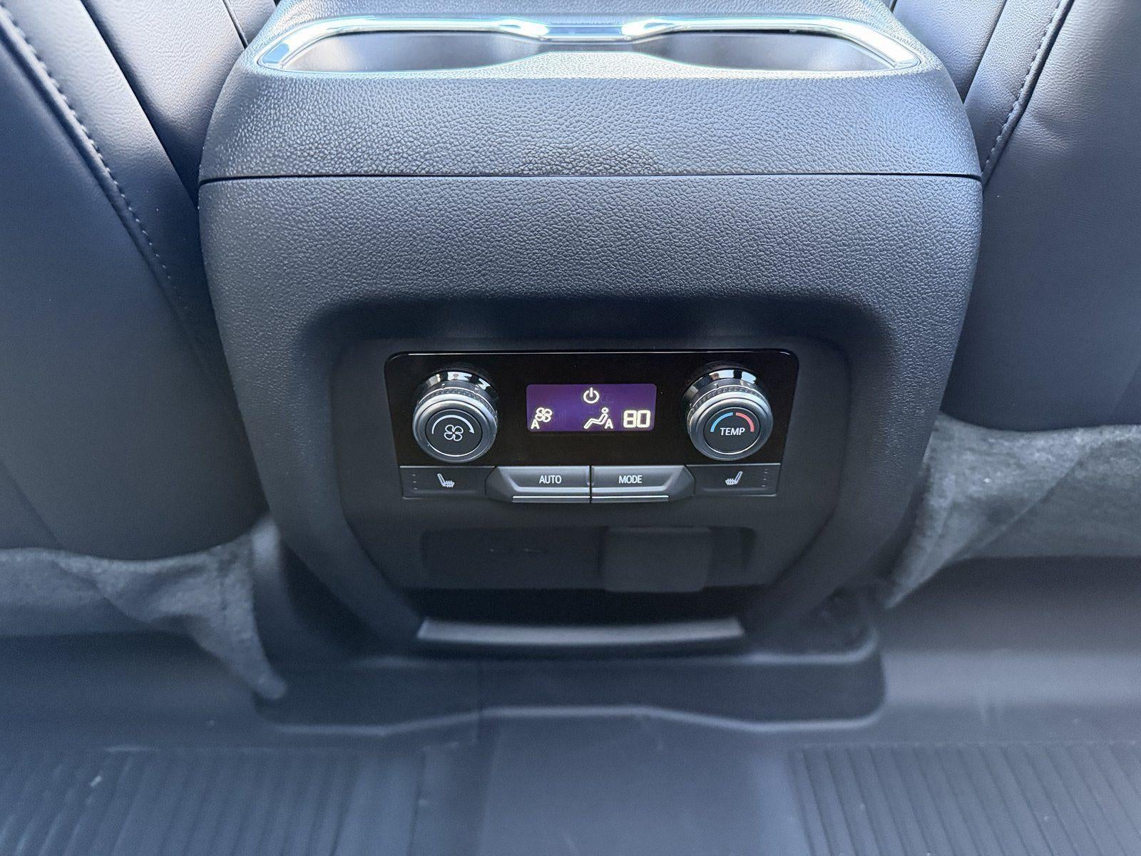 2026 GMC Acadia AWD Elevation