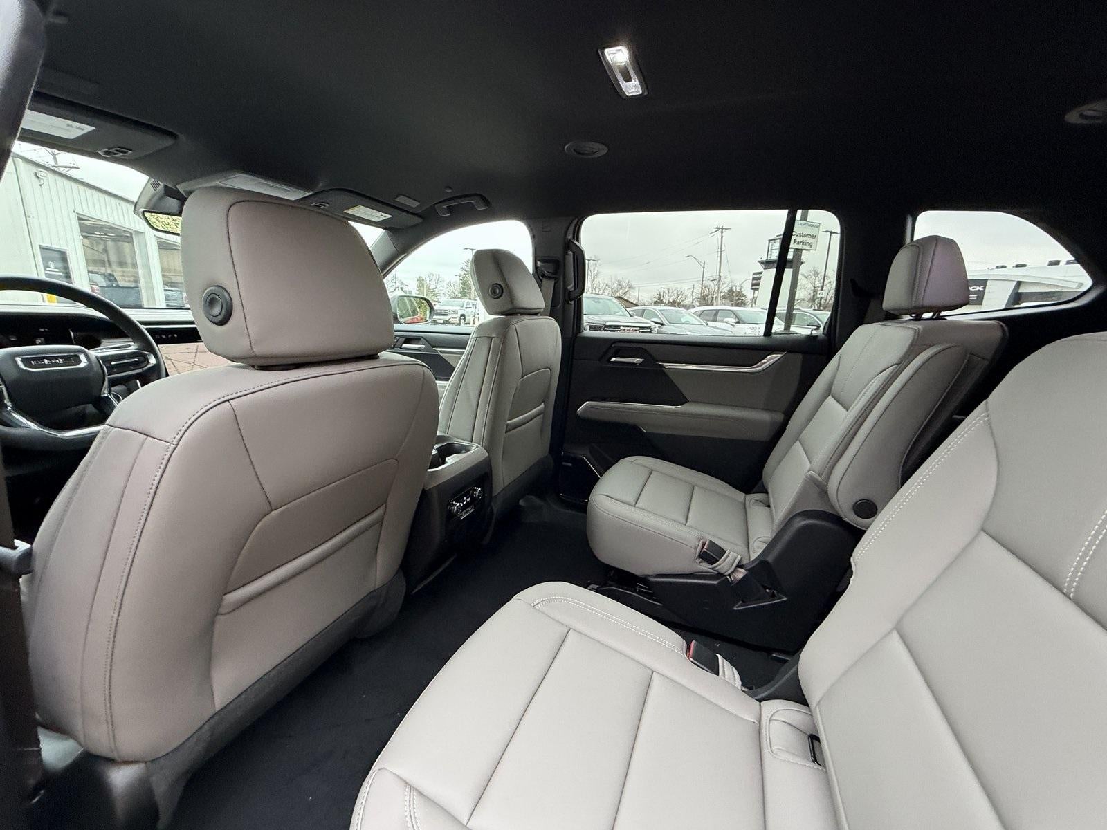 2026 GMC Acadia AWD Elevation