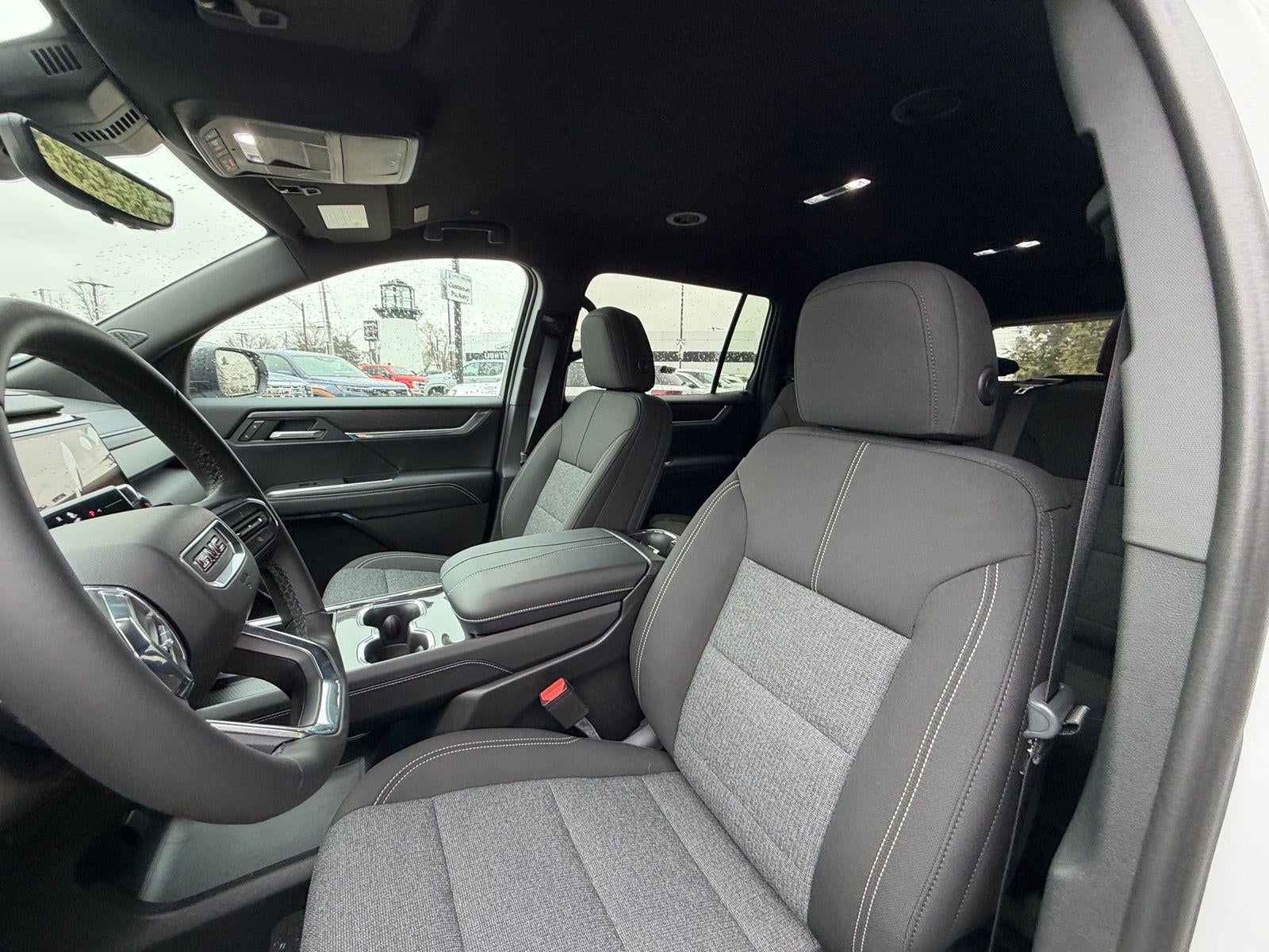 2026 GMC Acadia AWD Elevation