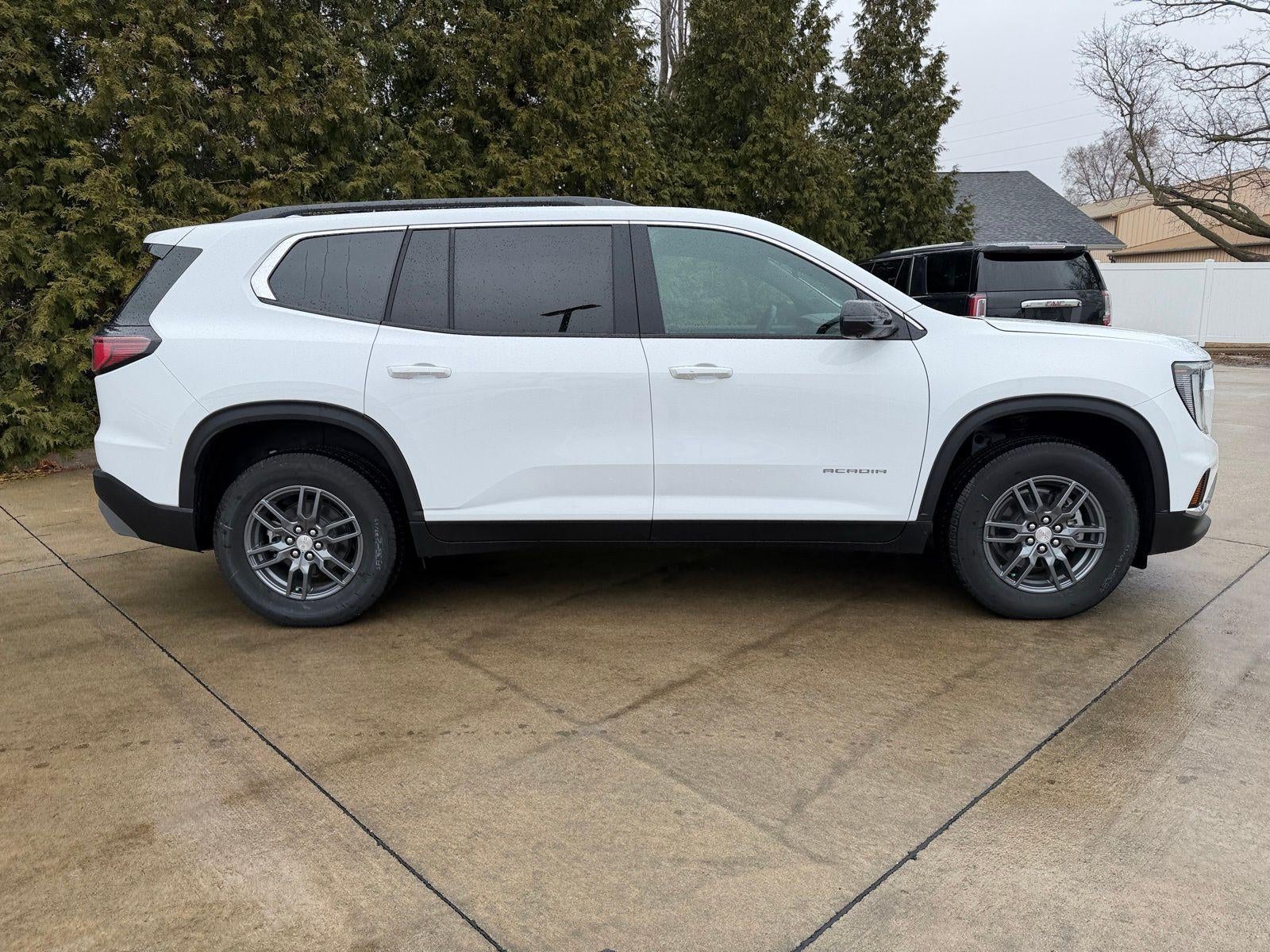 2026 GMC Acadia AWD Elevation