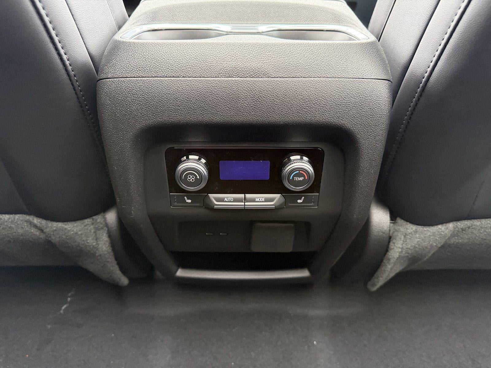 2026 GMC Acadia AWD Elevation