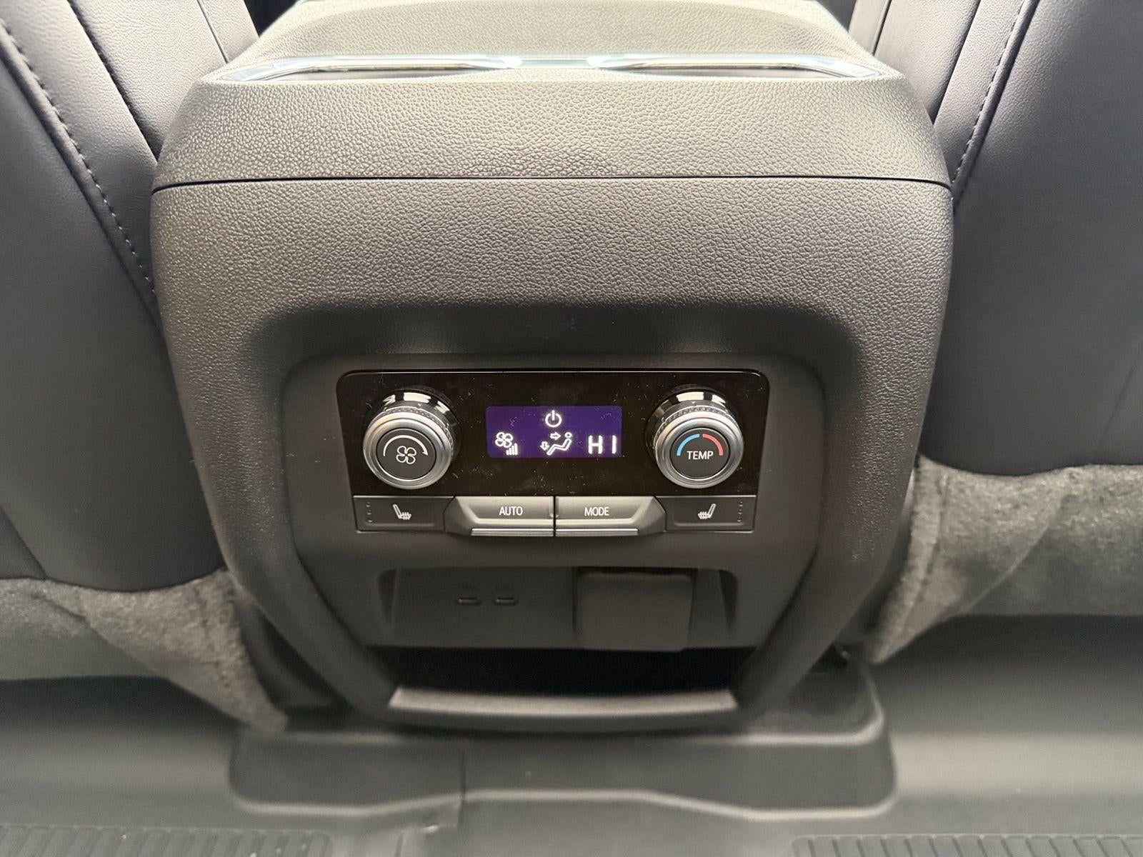 2026 GMC Acadia AWD Elevation