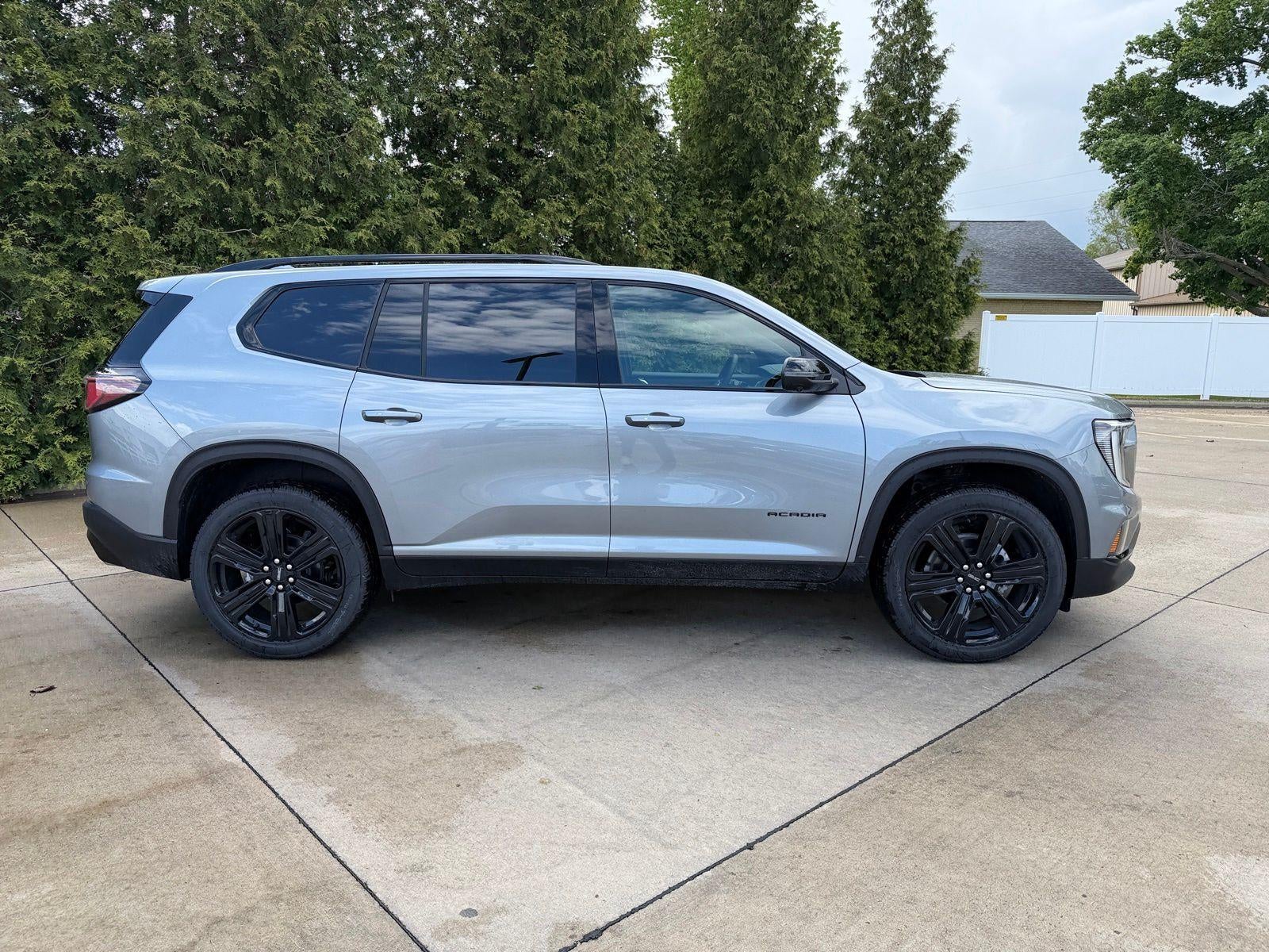 2026 GMC Acadia AWD Elevation