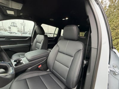 2026 GMC Acadia AWD Elevation