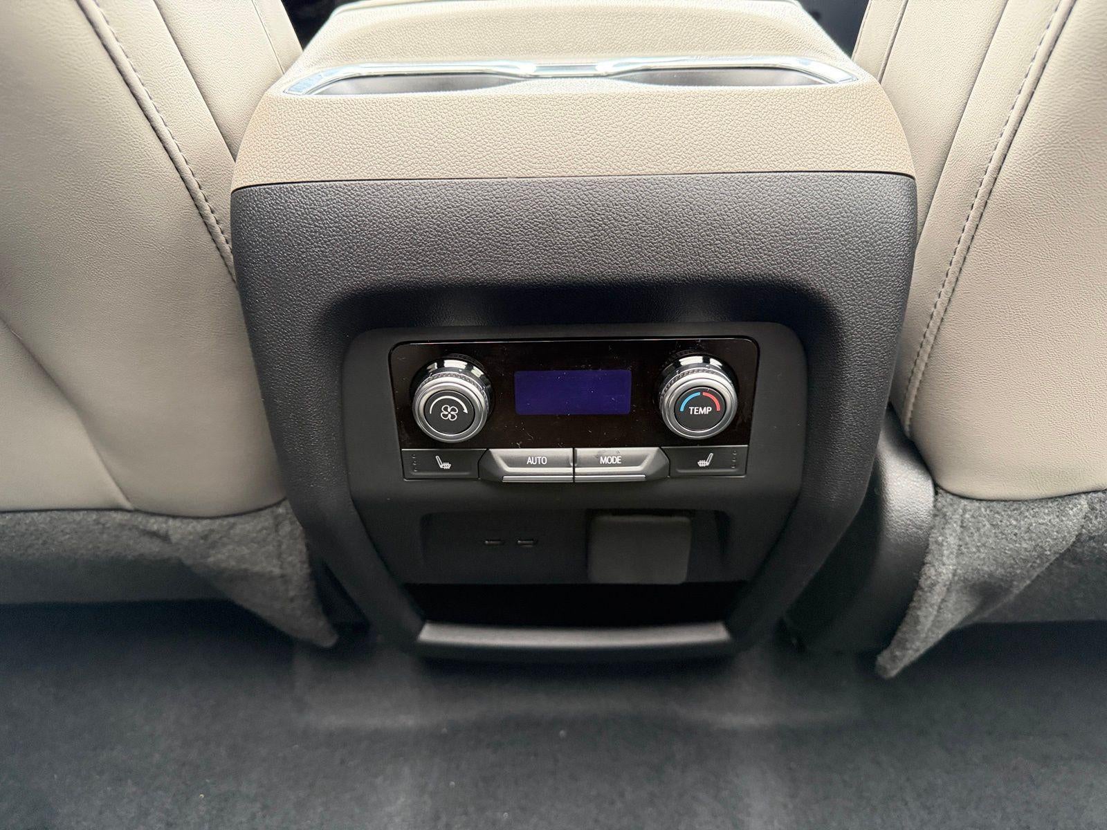 2026 GMC Acadia AWD Elevation