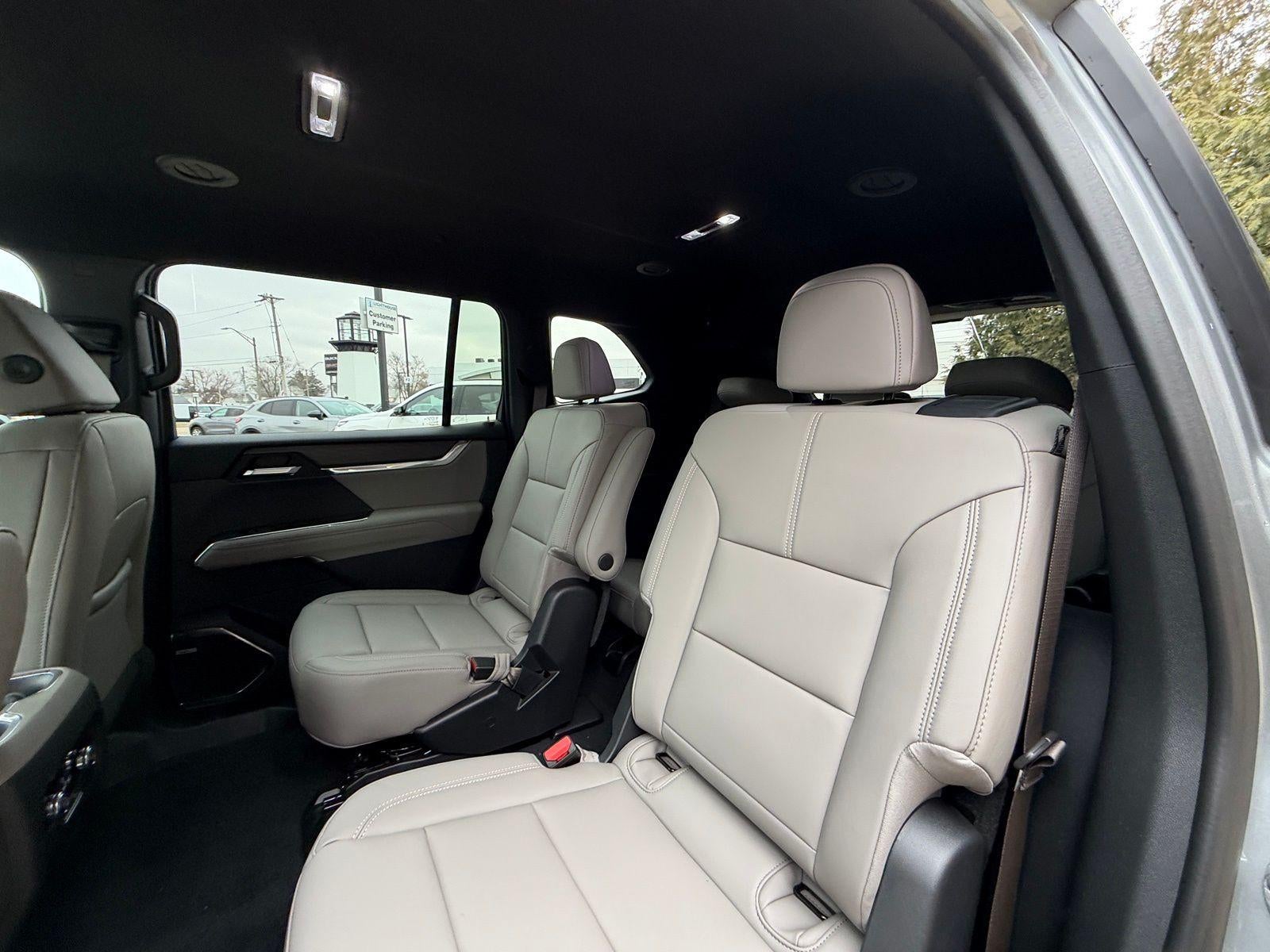 2026 GMC Acadia AWD Elevation