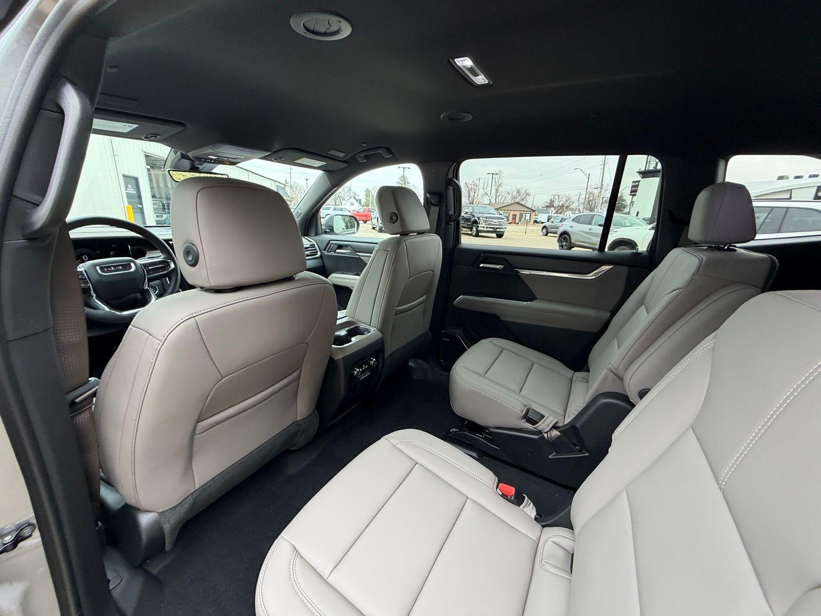 2026 GMC Acadia AWD Elevation