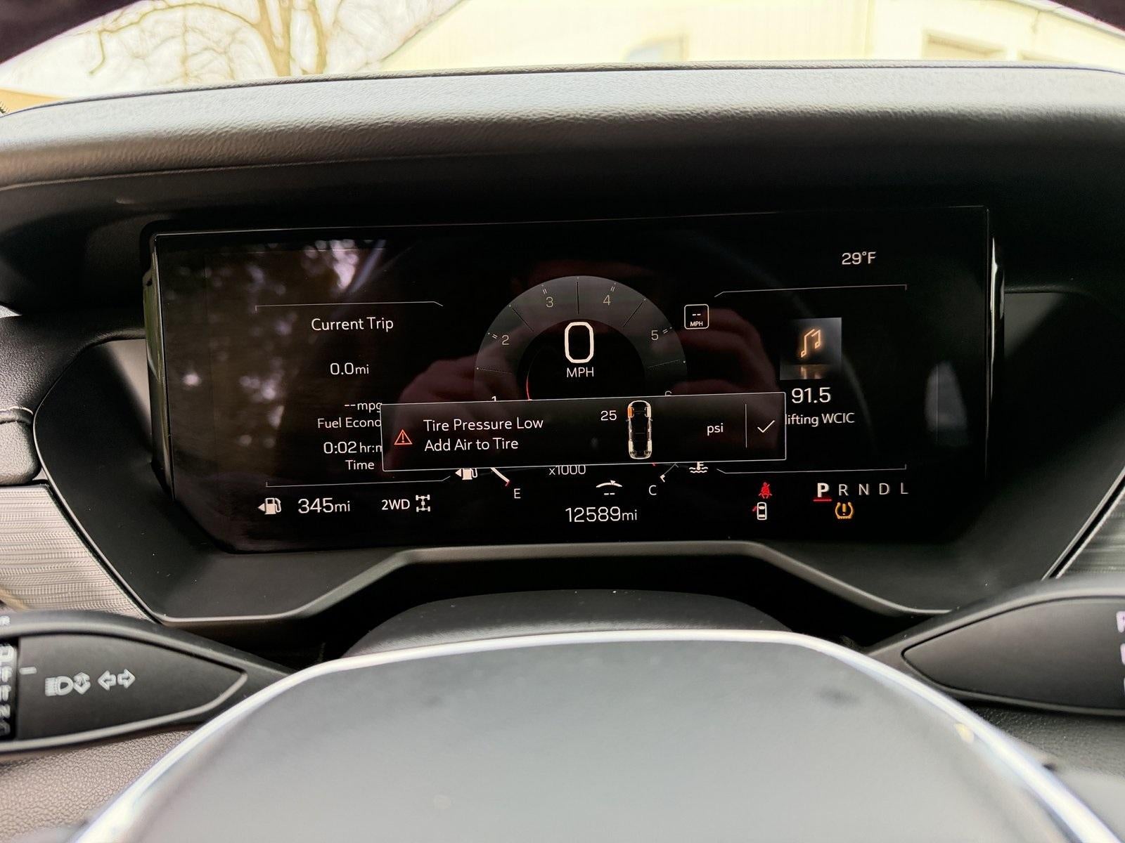 2025 GMC Acadia Elevation