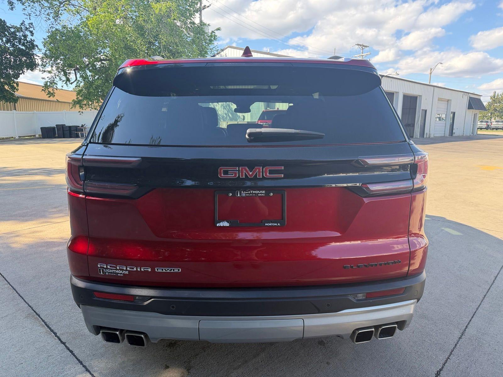 2025 GMC Acadia Elevation