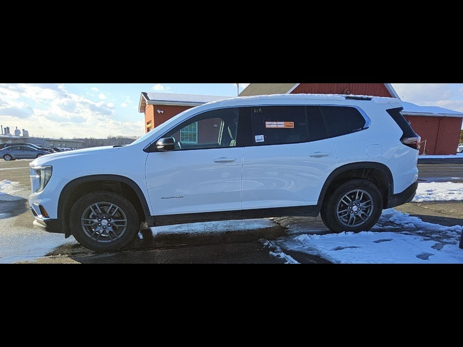 2025 GMC Acadia Elevation