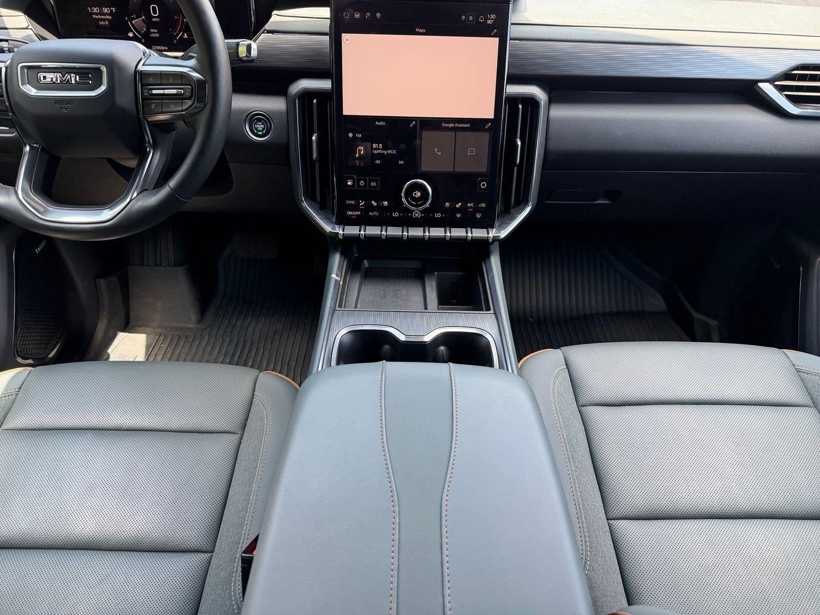 2024 GMC Acadia AT4
