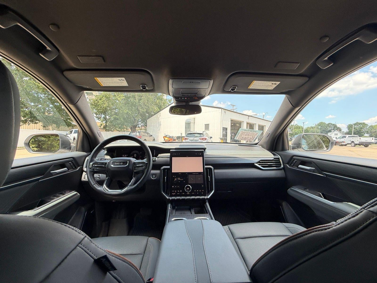 2024 GMC Acadia AT4