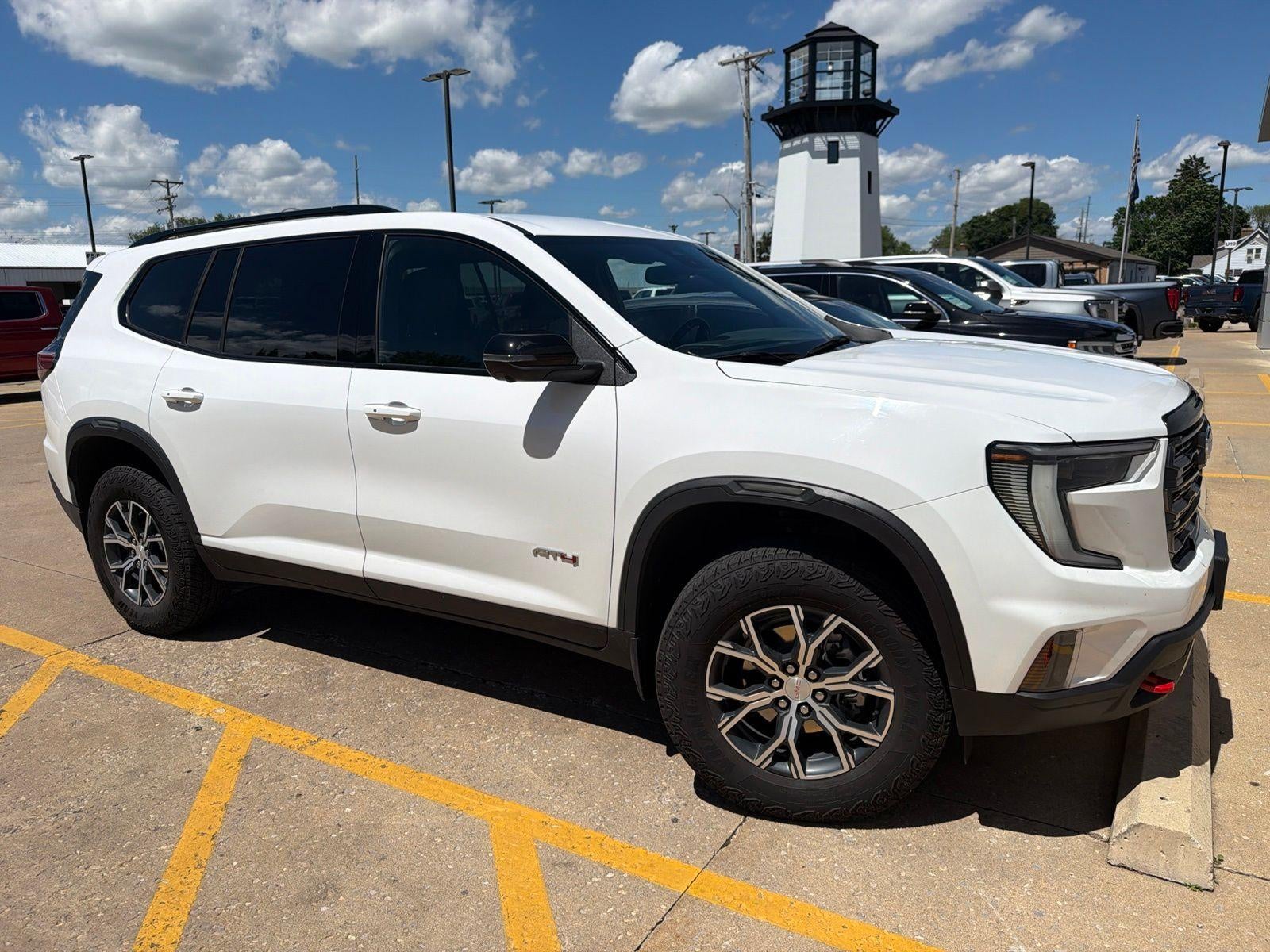 2024 GMC Acadia AT4
