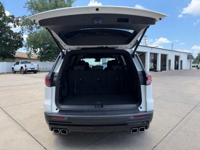 2024 GMC Acadia AT4